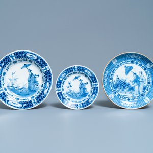 Drie Chinese blauw-witte borden met 'Parasoldames' naar Cornelis Pronk, Qianlong — foto 2