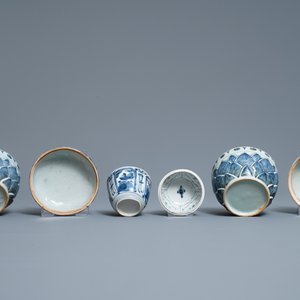 Drie Chinese blauw-witte dekselkommen, Wanli — foto 7
