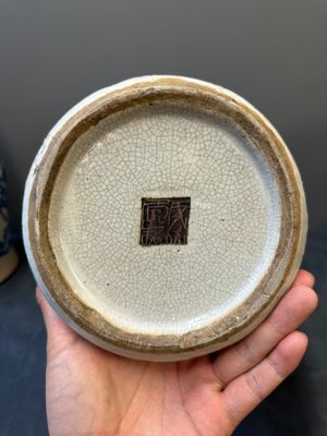 Drie Chinese blauw-witte Nanking craquelé vazen, Chenghua merk, 19e eeuw — foto 20