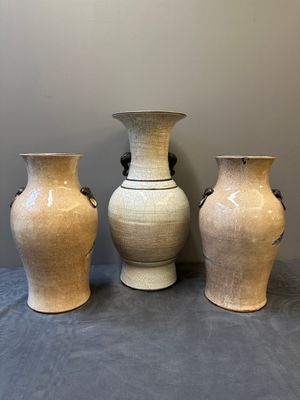 Drie Chinese blauw-witte Nanking craquelé vazen, Chenghua merk, 19e eeuw — foto 2