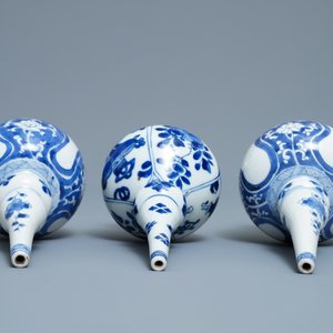 Drie Chinese blauw-witte sprenkelaars voor de Islamitische markt, Kangxi — foto 5
