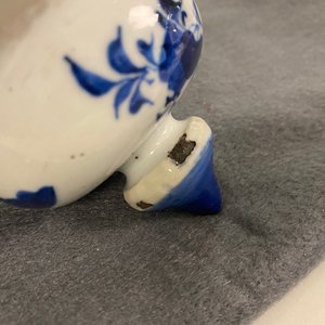 Drie Chinese blauw-witte vazen, 19e eeuw — foto 22
