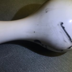 Drie Chinese blauwwitte kommen en een grisaille en ijzerrood vaasje, Ming en Yongzheng — foto 16