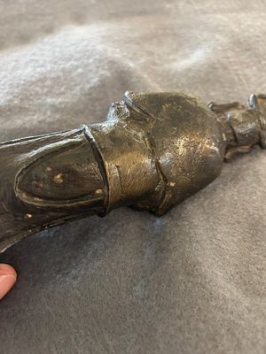 Drie Chinese bronzen figuren van Guanyu, Li Jing en een ambtenaar, Ming — foto 22