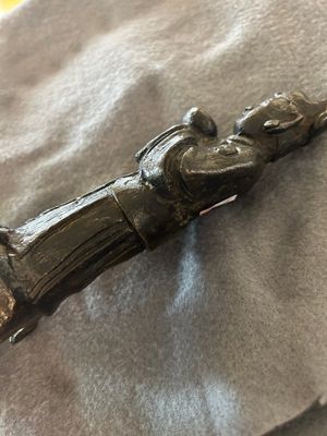 Drie Chinese bronzen figuren van Guanyu, Li Jing en een ambtenaar, Ming — foto 23
