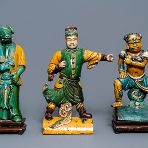 Drie Chinese daktegels met sancai-glazuur, Ming — foto 1