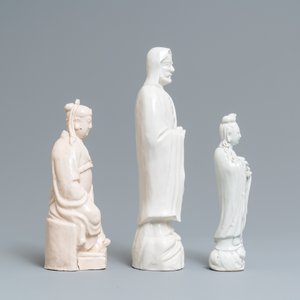 Drie Chinese Dehua blanc de Chine figuren, 18/19e eeuw — foto 2