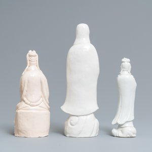 Drie Chinese Dehua blanc de Chine figuren, 18/19e eeuw — foto 3