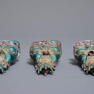 Drie Chinese email op biscuit figuren van Boeddha, 19/20e eeuw — foto 7