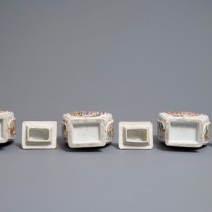Drie Chinese famille rose dekselvazen met mandarijns decor, Qianlong — foto 6