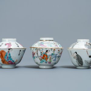 Drie Chinese famille rose en grisaille dekselkommen, 19e eeuw — foto 4