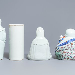 Drie Chinese famille rose figuren en een qianjiang cai hoedensteun, 19/20e eeuw — foto 4