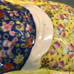 Drie Chinese famille rose figuren van onsterfelijken, 19e eeuw — foto 14