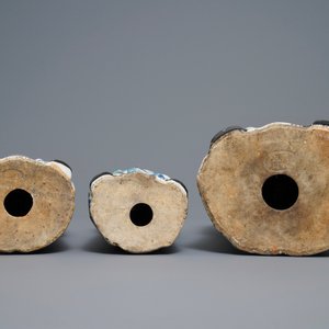 Drie Chinese famille rose figuren van sterrengoden, 19/20e eeuw — foto 7