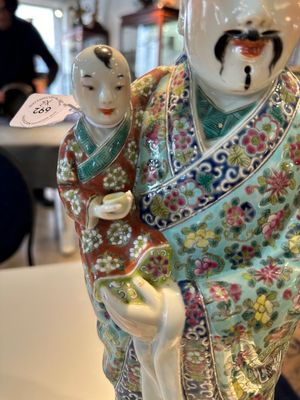 Drie Chinese famille rose figuren van sterrengoden, zegelmerk, 19/20e eeuw — foto 17