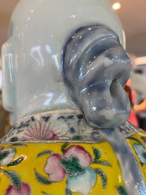 Drie Chinese famille rose figuren van sterrengoden, Zhu Rong Ji Zao 朱榮記造 merk, 19/20e eeuw — foto 15