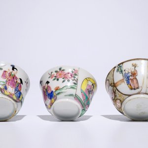 Drie Chinese famille rose koppen en schotels, w.o. één met mandarijns decor, Yongzheng/Qianlong — foto 9