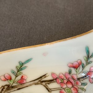Drie Chinese famille rose lepels met floraal decor, 19/20e eeuw — foto 5