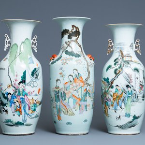 Drie Chinese famille rose vazen, 19/20e eeuw — foto 1