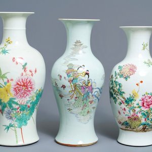 Drie Chinese famille rose vazen, 19/20e eeuw — foto 1