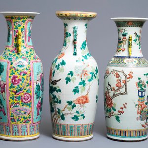 Drie Chinese famille rose vazen, 19e eeuw — foto 4
