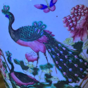 Drie Chinese famille rose vazen, 19e eeuw — foto 17