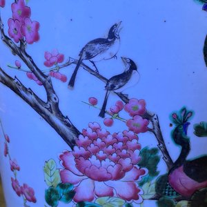 Drie Chinese famille rose vazen, 19e eeuw — foto 35