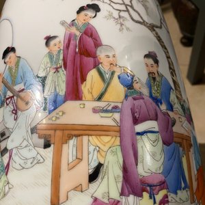 Drie Chinese famille rose vazen, Qianlong merken, Republiek — foto 15