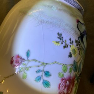 Drie Chinese famille rose vazen, Republiek — foto 10