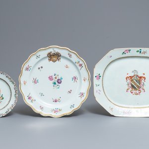 Drie Chinese famille rose wapenschotels voor de Engelse markt, Qianlong — foto 1