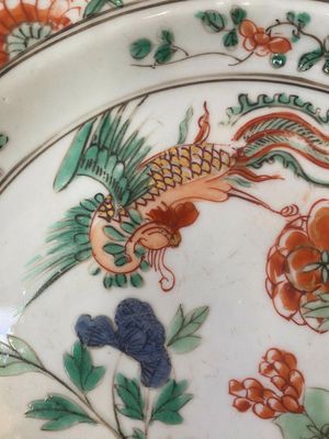Drie Chinese famille verte borden met feniksen en pioenrozen, Kangxi — foto 17