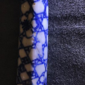 Drie Chinese famille verte, rose en blauwwitte mesheften en twee lepelhoofden, Kangxi/Qianlong — foto 3