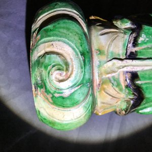 Drie Chinese figuren met sancai-glazuur, Ming — foto 25