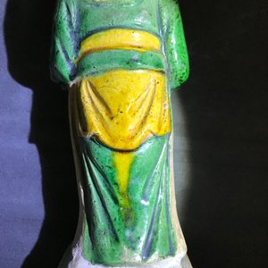 Drie Chinese figuren met sancai-glazuur, Ming — foto 37