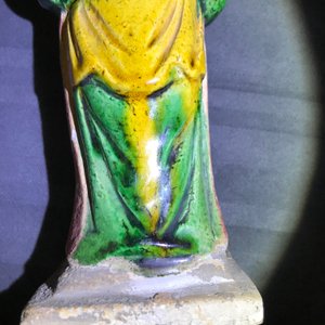 Drie Chinese figuren met sancai-glazuur, Ming — foto 40