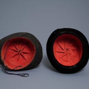 Drie Chinese hoeden van mandarijnse ambtenaren, Qing — foto 14