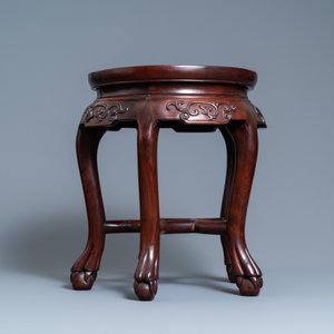 Drie Chinese houten sokkels, 19/20e eeuw — foto 5