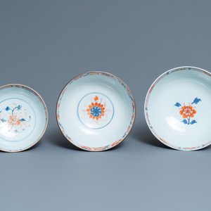 Drie Chinese Imari-stijl kommen, Kangxi/Qianlong — foto 6