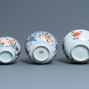 Drie Chinese Imari-stijl kommen, Kangxi/Qianlong — foto 7