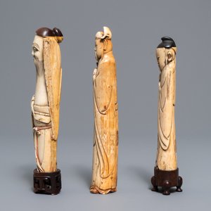 Drie Chinese ivoren en benen figuren van onsterfelijken, Ming — foto 2