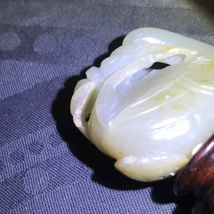 Drie Chinese jade snijwerken, 19/20e eeuw — foto 8