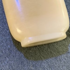 Drie Chinese jade snuifflessen, 18/19e eeuw — foto 11