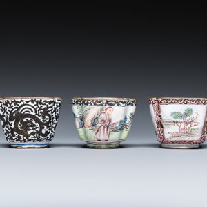 Drie Chinese koppen en twee schotels in Canton email, Qianlong — foto 7