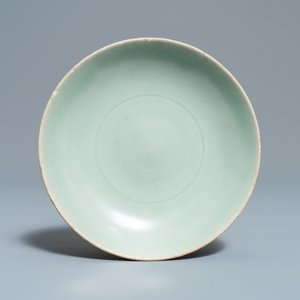 Drie Chinese Longquan celadon schotels, Song en Ming — foto 4