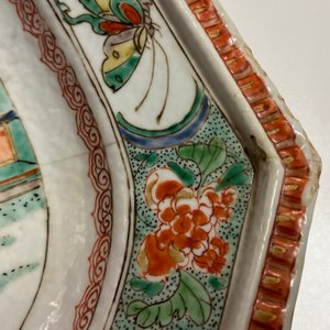 Drie Chinese octagonale famille verte schotels, Kangxi — foto 13