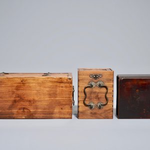 Drie diverse Chinese houten kistjes, 19/20e eeuw — foto 7