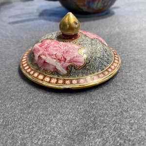 Drie diverse Chinese theepotten met deksels, Qianlong — foto 16