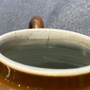 Drie diverse Chinese theepotten met deksels, Qianlong — foto 24
