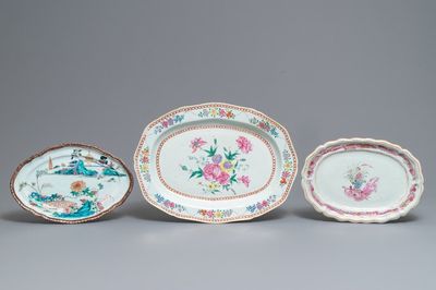 Drie grote ovale Chinese famille rose schotels, Qianlong