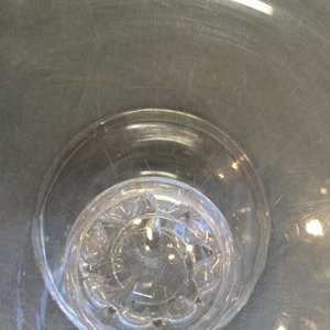 Drie oplopende Engelse glazen tazza op hoge voet, 19e eeuw — foto 7